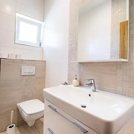 Apartment Mare Nostrum *** Nin